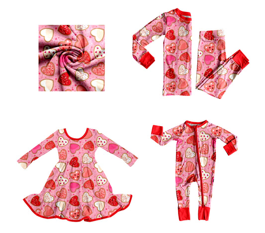 25.9.9 custom each style moq 5eta 4-6week Sibling Sisters love baby girl long sleeve pants sets and dress and rompers match family design