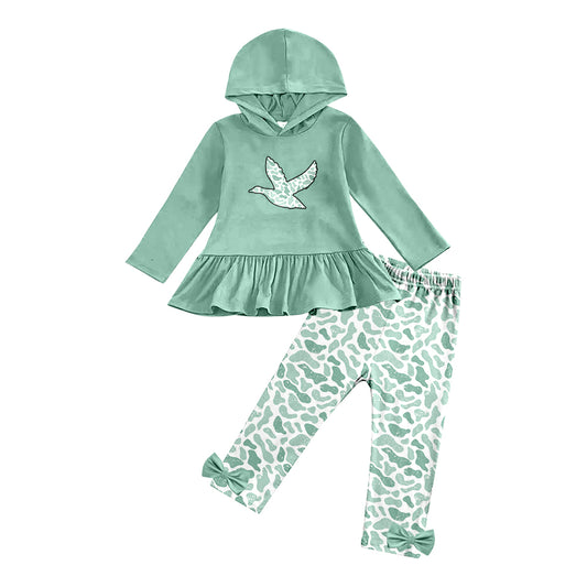 6.12 custom each style moq 5eta 4-5week Sibling Sister green duck leopard girls hooded sets and boys sets and dress match family design