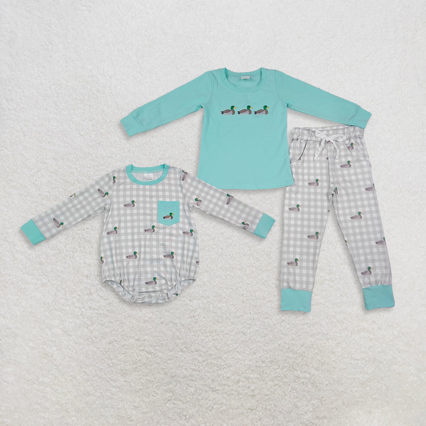 RTS NO MOQ Sibling milk silk Embroidery Ducks Baby Boys Top Pockets Checked Jogger Hunting Sets