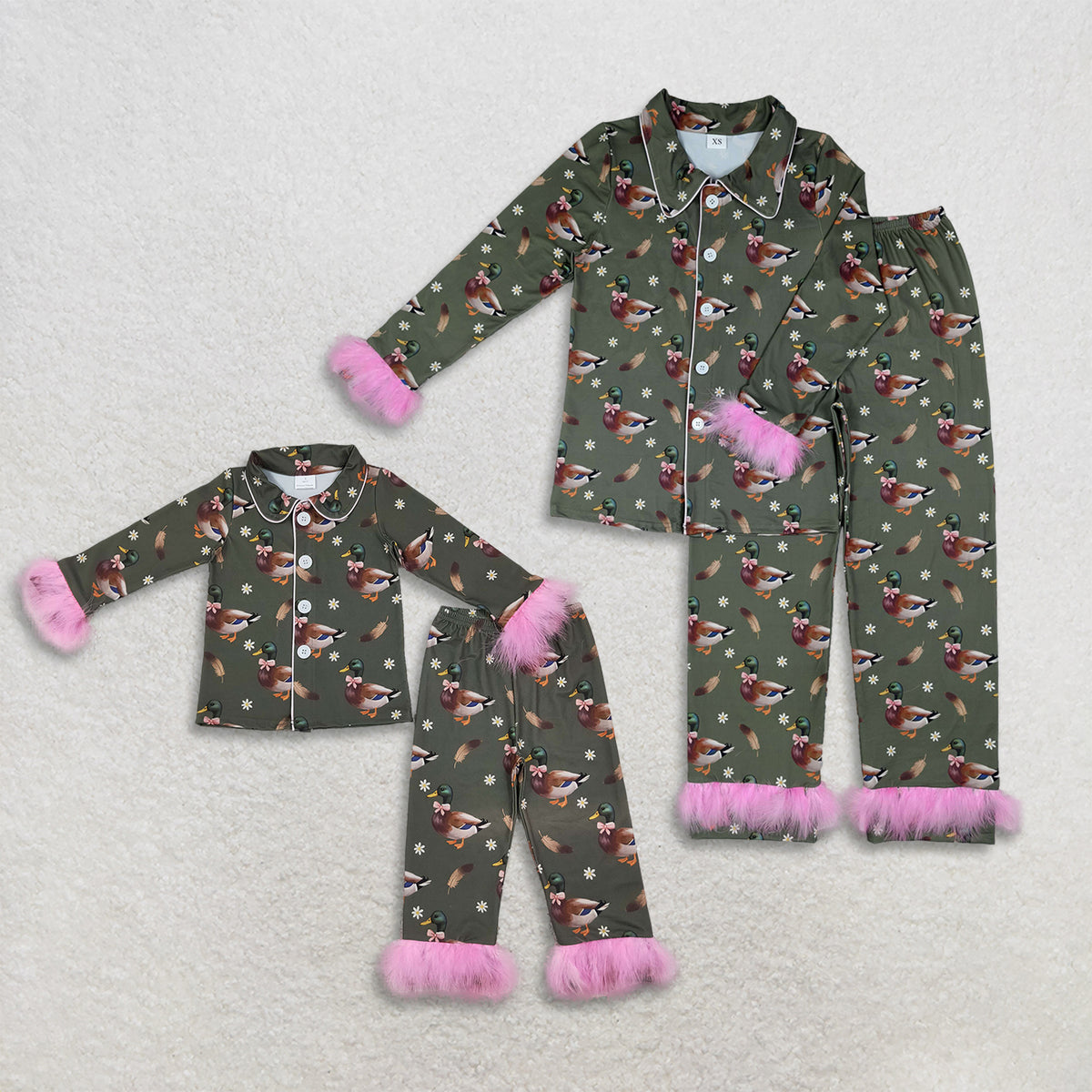 RTS NO MOQ Sibling milk silk Adult To Match Kids Duck Print Button Down Pajamas Set Pink Fur Cuff Nightwear