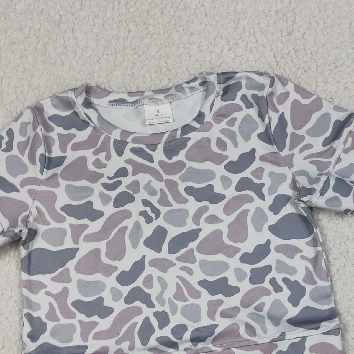 RTS NO MOQ GSSO3226 Baby Girls Light Grey Camo Top with Pockets Scallop Shorts Outfit Set