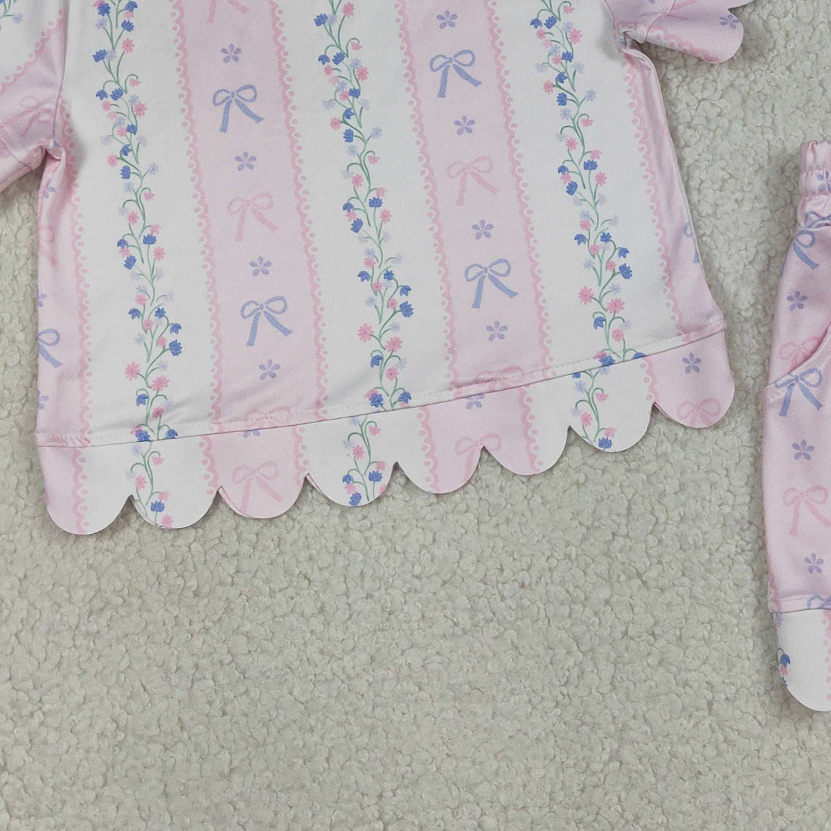 RTS NO MOQ GSSO3410 Baby Girls Flowers Bows Stripe Top with Pockets Scallop Shorts Outfit Set