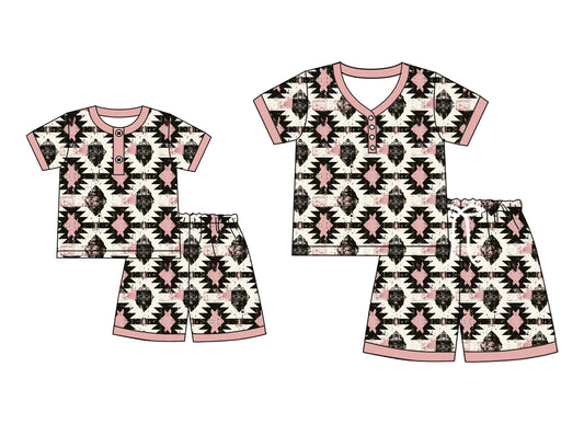 4.24 custom each style moq 5eta 4-6week Sibling Sister geometric short sleeve shorts sets and adult sets match design