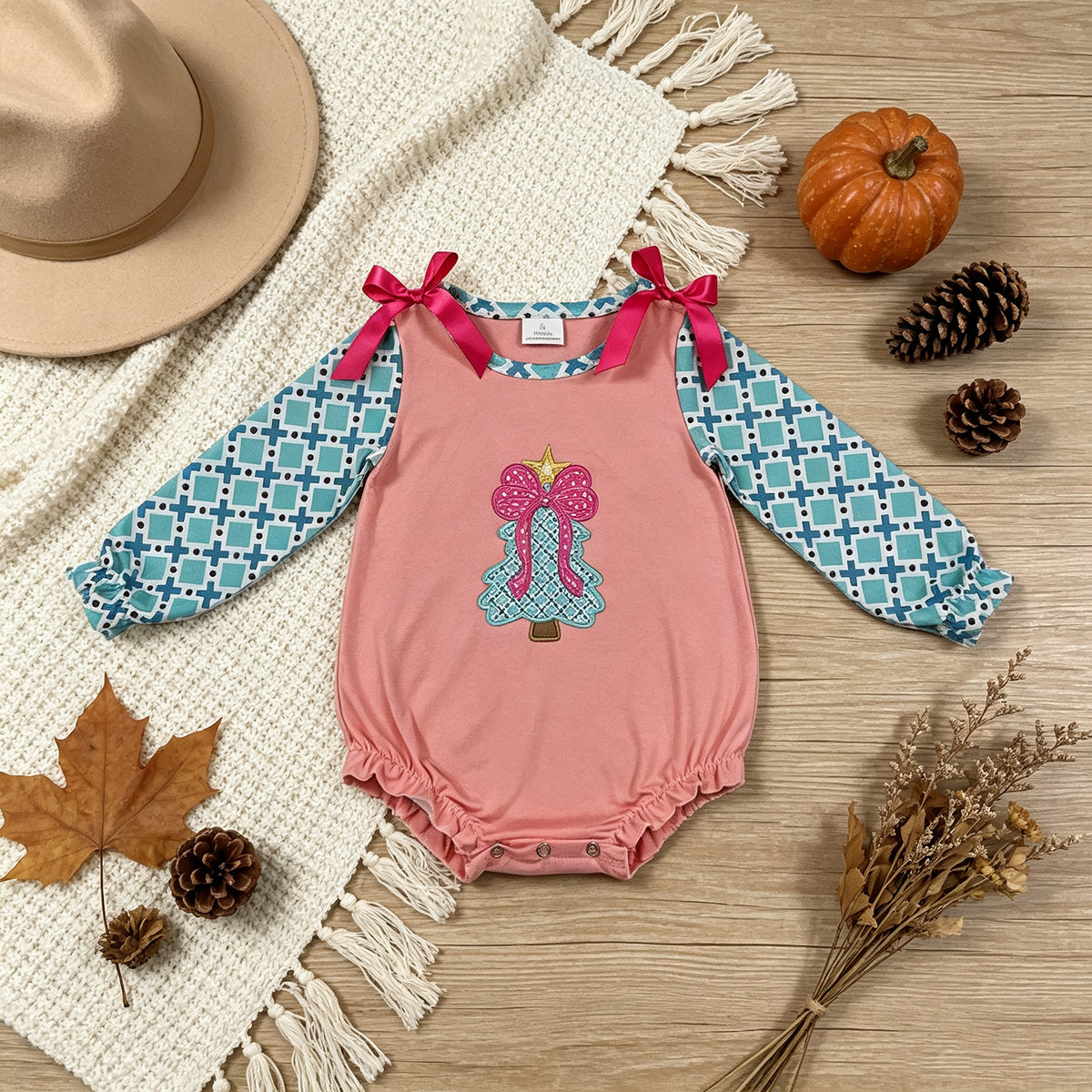 NEW RTS NO MOQ milk silk LR3164 Embroidery Baby Girls Christmas Polka Dot Bow Tree Ruffle Hem Long Sleeve Romper
