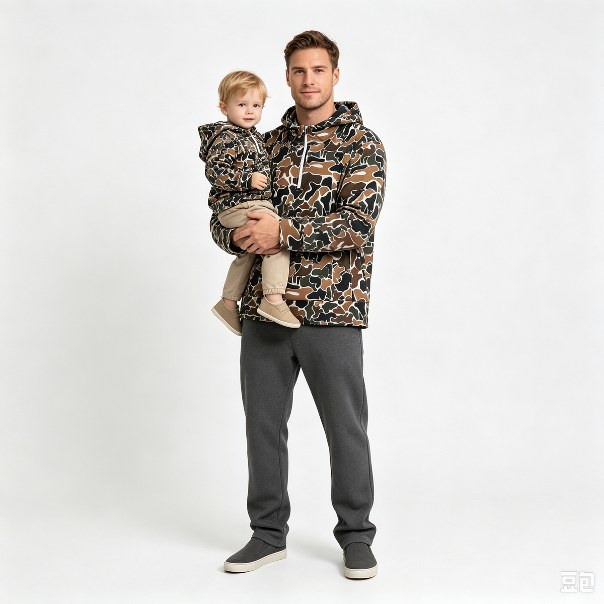 RTS NO MOQ Sibling milk silk Adult To Match Kids Dark Brown Camo Long Sleeve Zip Pocket Hoodies Tops