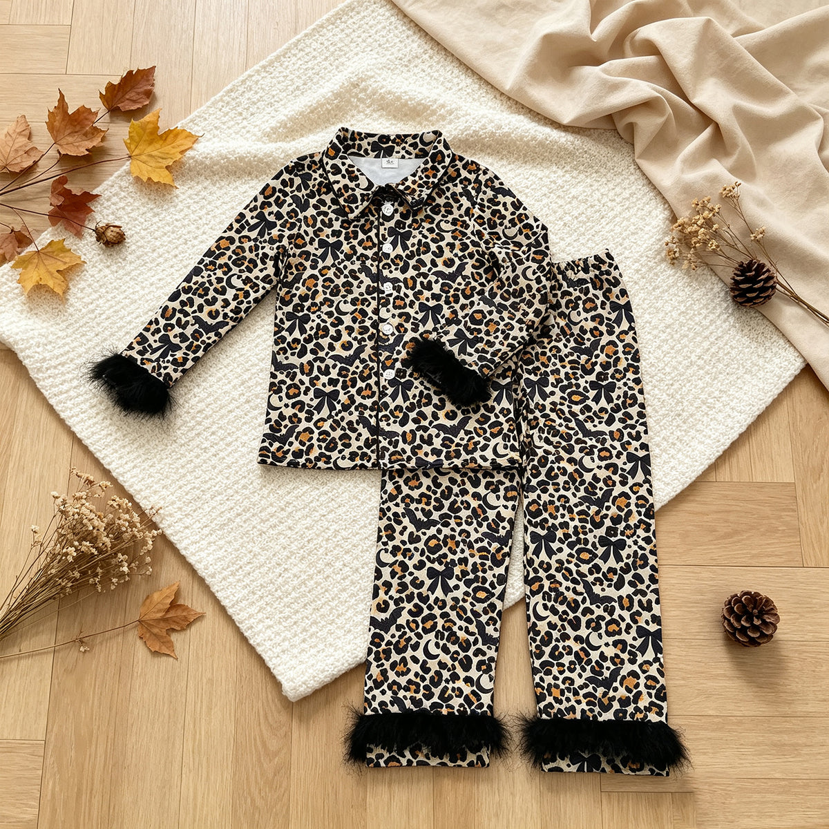NEW RTS NO MOQ milk silk GLP3639 Adult Women Leopard Bats Button Top Pant Fur Sleeves Halloween Pajamas Set Fall Holiday Outfit