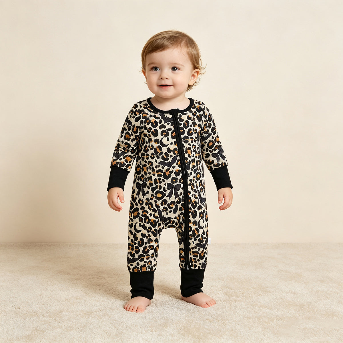 NEW RTS NO MOQ milk silk LR3242 Baby Boys Leopard Bats Halloween Print Zip Front Convertible Romper