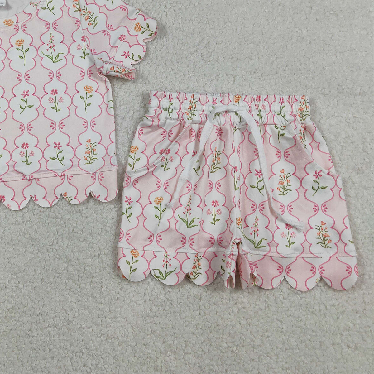 RTS NO MOQ GSSO3271 Baby Girls Colorful Flowers Checked Scallop Top And Shorts Set Cute Outfit Baby Girl Clothing Set