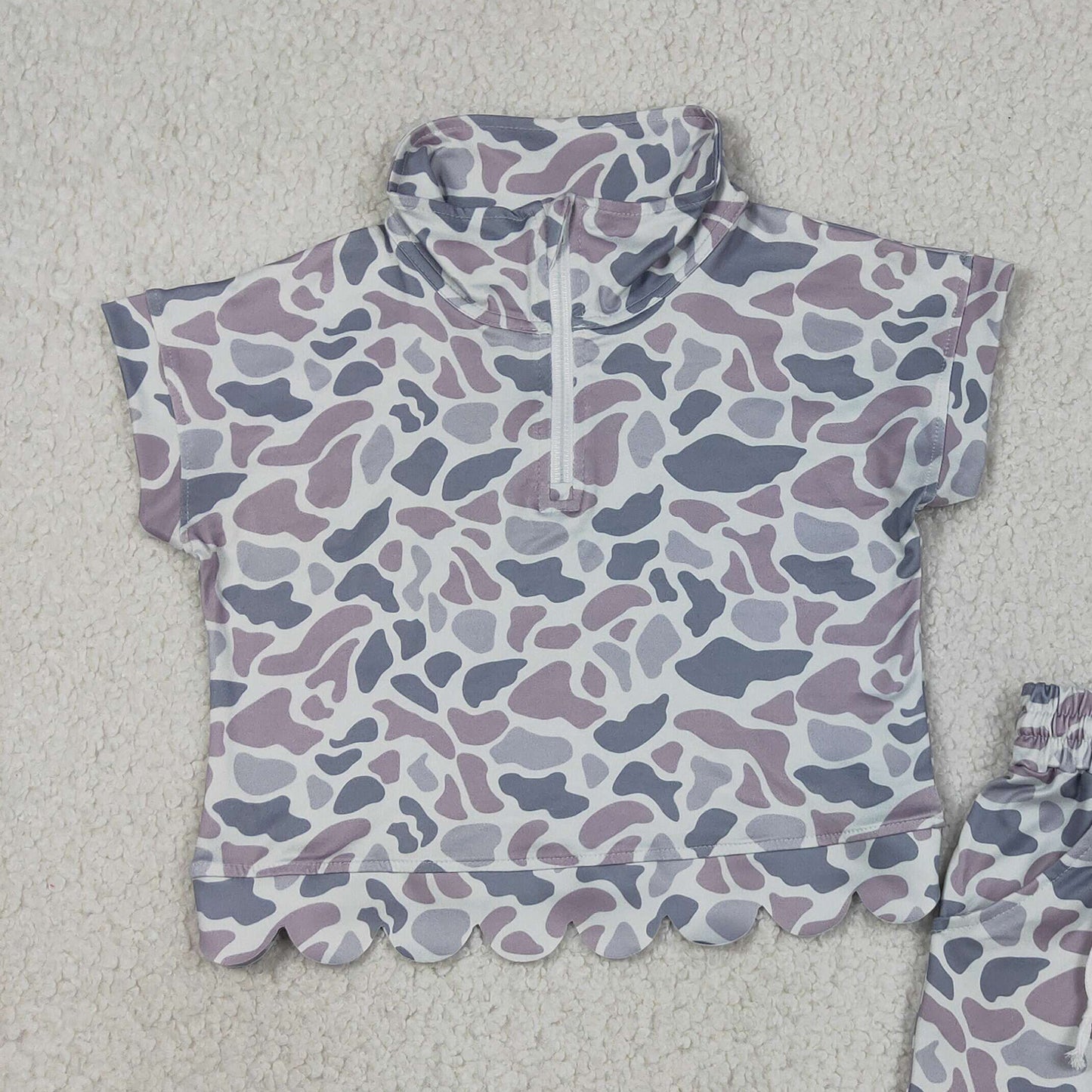RTS NO MOQ milk silk GSSO3564 Baby Girls Light Grey Southern Camo Zip Front Top Scallop Hem Shorts Set