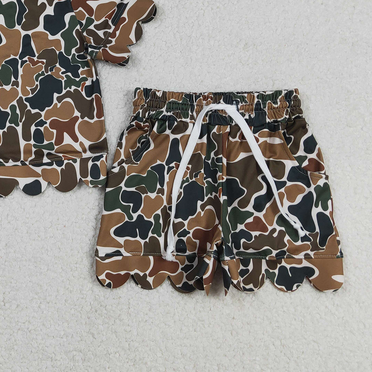 RTS NO MOQ GSSO3228 Baby Girls  Brown Camouflage Print Top with Scallop Shorts Outfit Set for Infants