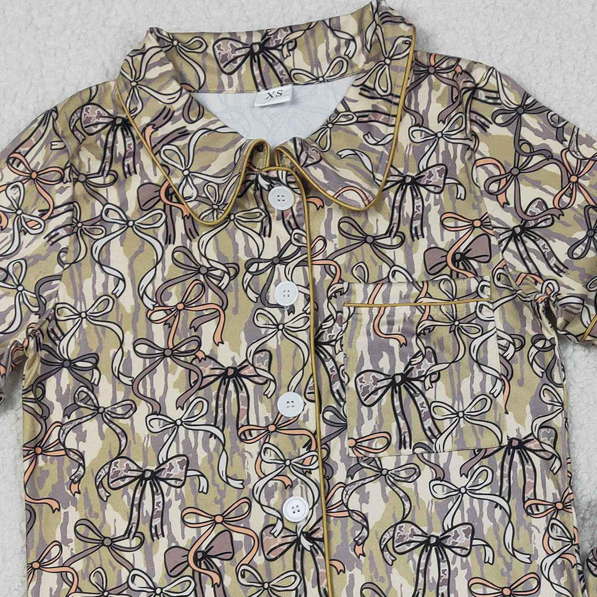 RTS NO MOQ GSSO3166 Adult Women's Southern Olive Camo Pajamas Set with Bows Button Pocket Top And Ruffle Shorts Sleepwear for Ladies