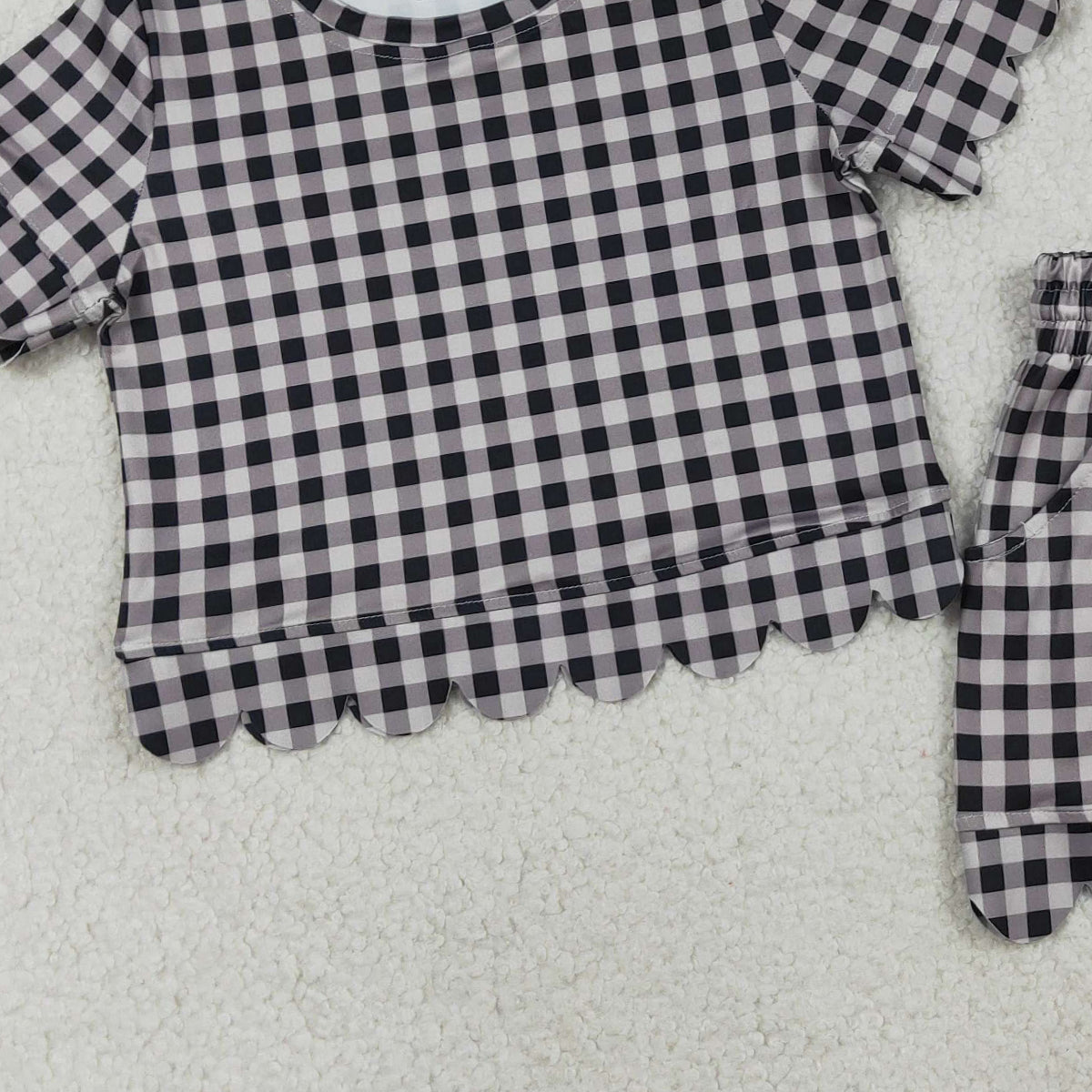 RTS NO MOQ GSSO3182 Baby Girls Black Checked Scallop Top And Shorts Set Short Sleeve Clothing Outfit for Little Girls