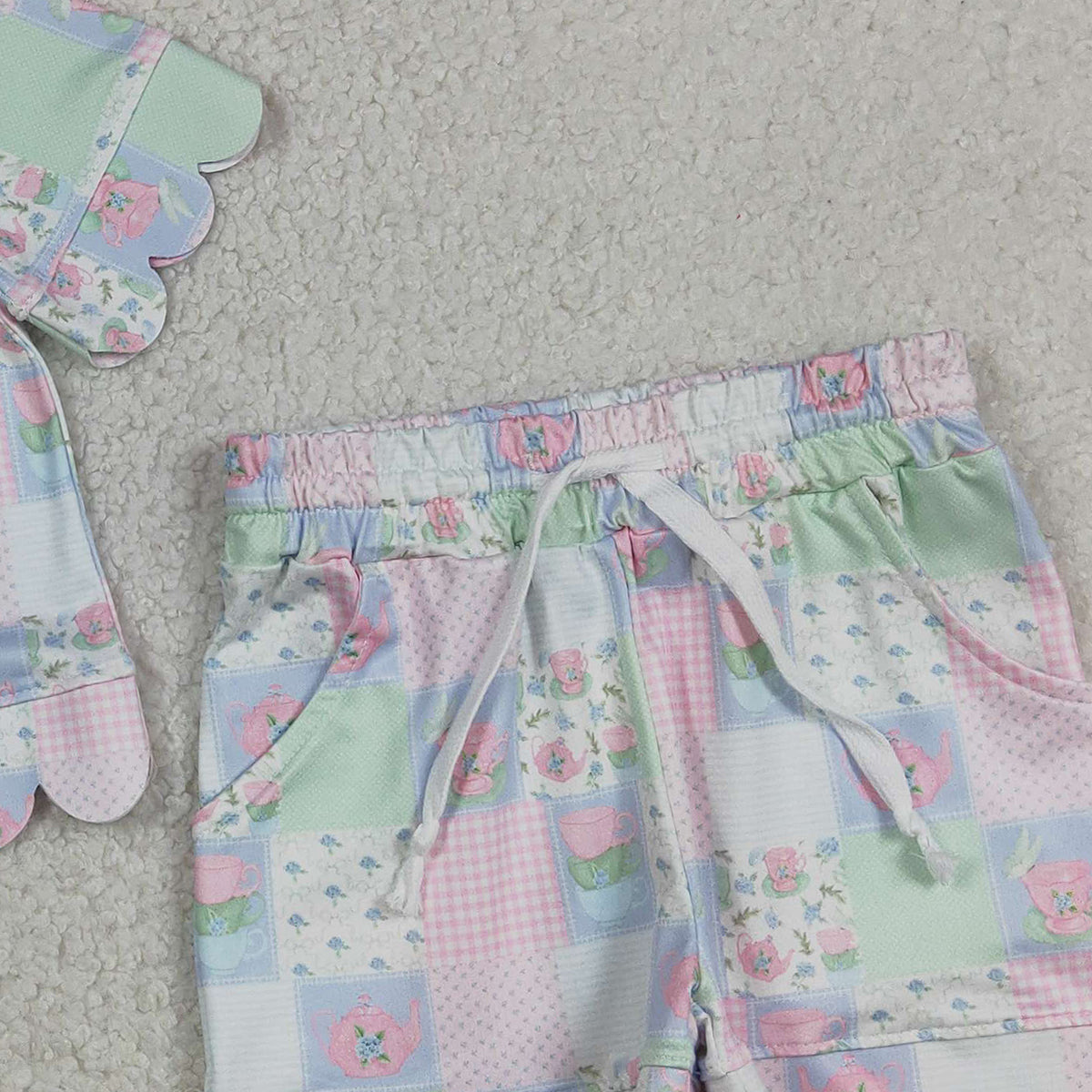 RTS NO MOQ GSSO3229 Baby Girls Colorful Flowers Checked Top with Scallop Shorts Outfit Set