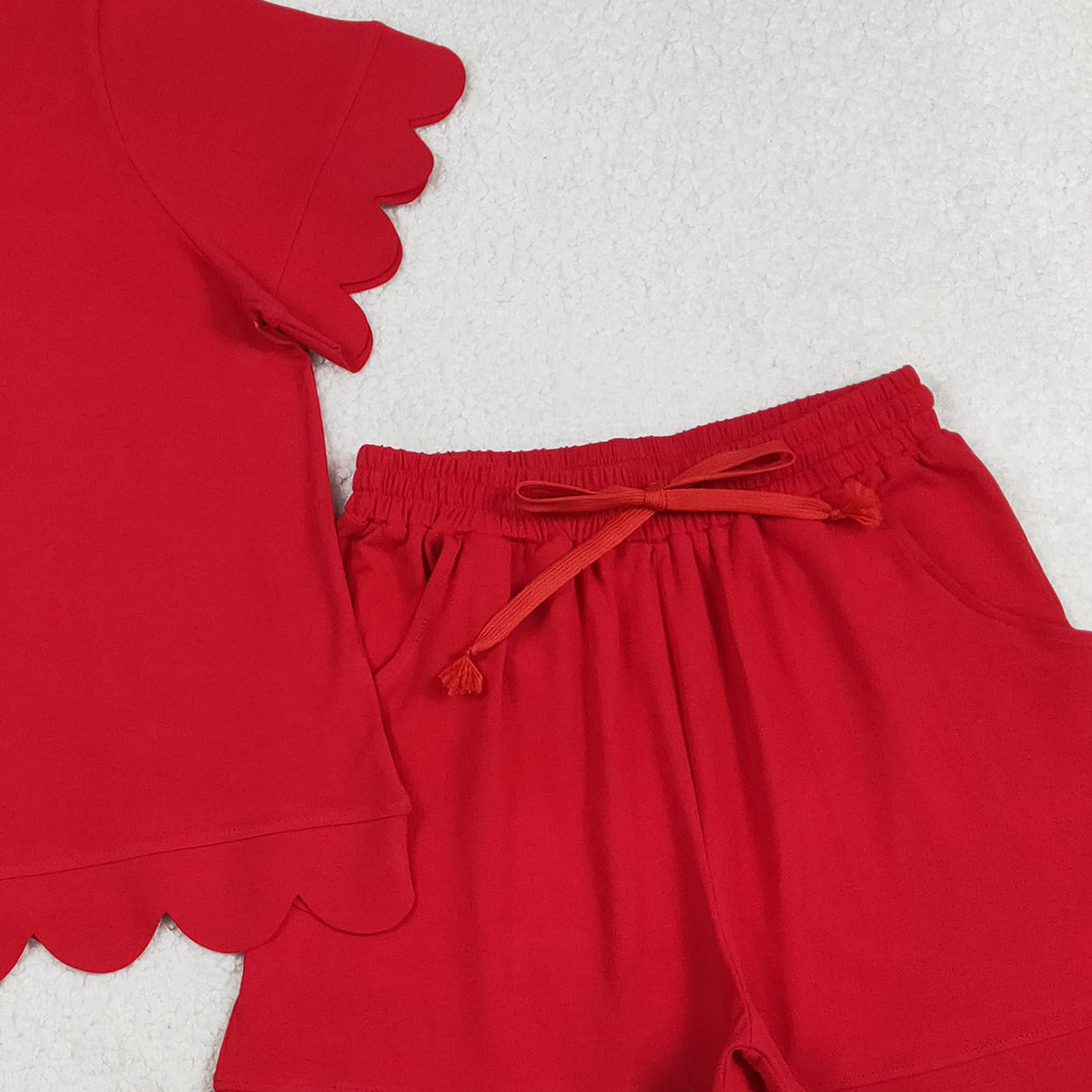 RTS NO MOQ GSSO3205 Adult Women's Red Scallop Short Sleeve Shirt Top with Matching Shorts