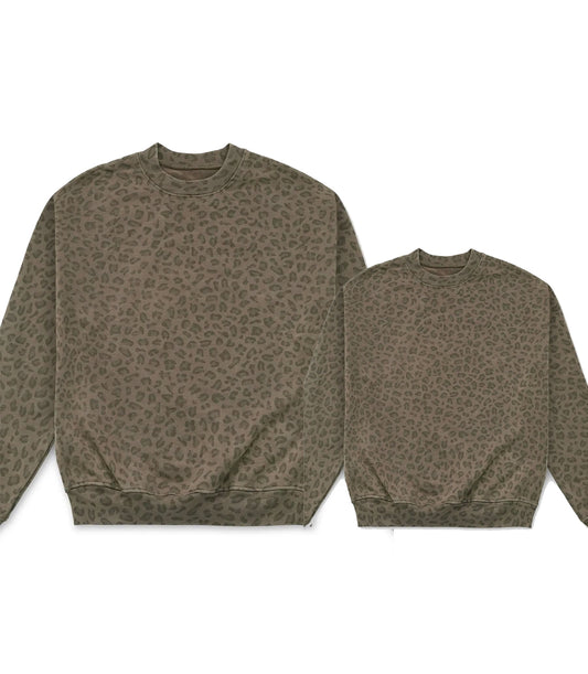 (Preorder new) No moq Adult To Match Kids Olive Leopard Print Crew Neck Sweatshirt Top