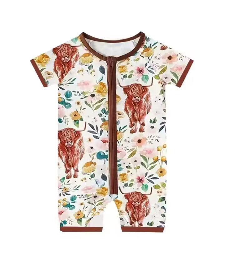 5.16custom each style moq 5eta 4-5week Sibling Sister cow flower print drown boys outfits and baby romper match family design