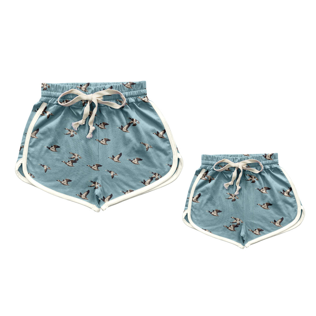 11.1 custom each style moq 5eta 4-6week Sibling Sister duck adult clothes and kids shorts and adult shorts match design
