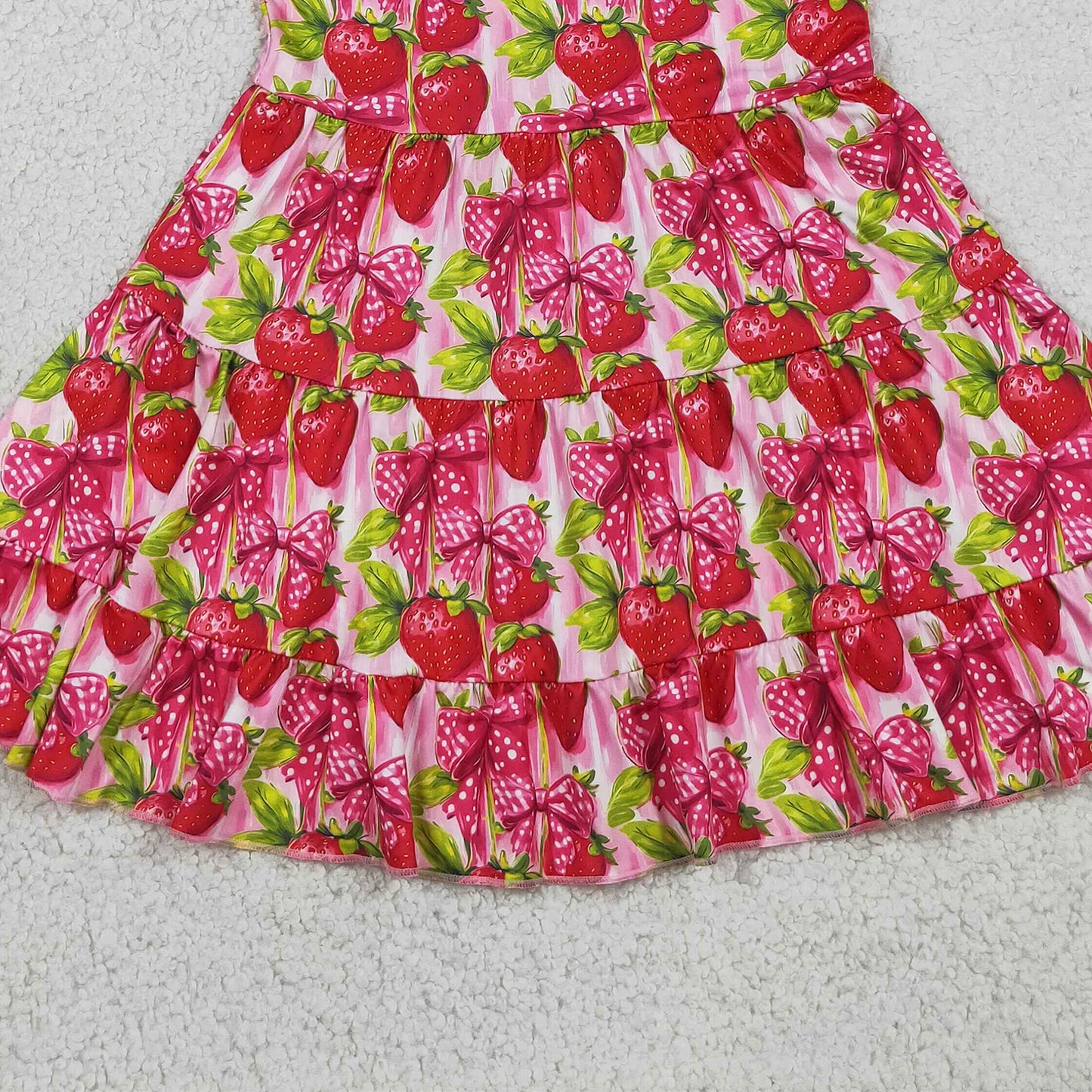 RTS NO MOQ milk silk GSD3964 Baby Girls Cute Strawberry Patchwork Bows Strap Knee Length Dress