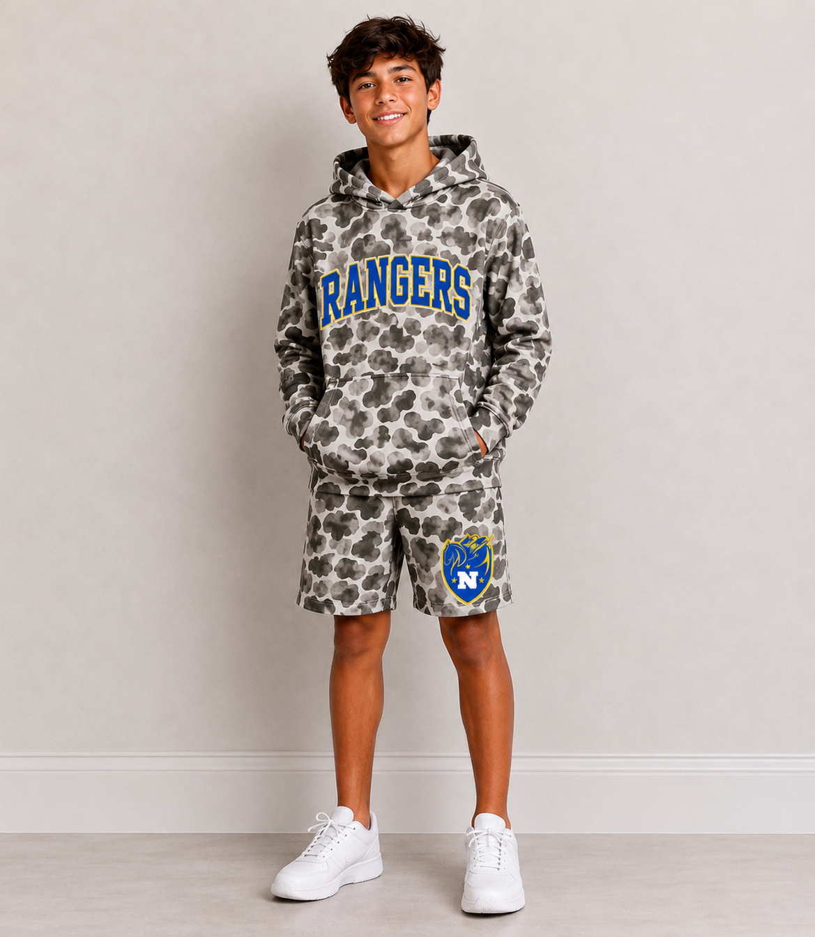 custom moq 5 mix size RLES0103 Adult To Match Kids Team Letter Camo Print Hooded Casual Shorts Set