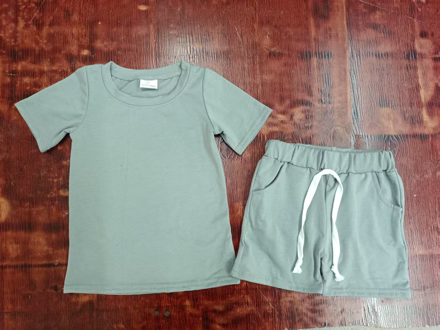 Custom moq 3 eta 6-7weeks baby boys clothes solid color short sleeve shorts sets