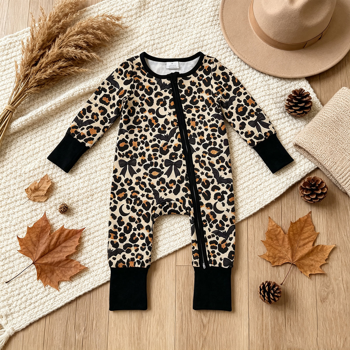 NEW RTS NO MOQ milk silk LR3242 Baby Boys Leopard Bats Halloween Print Zip Front Convertible Romper