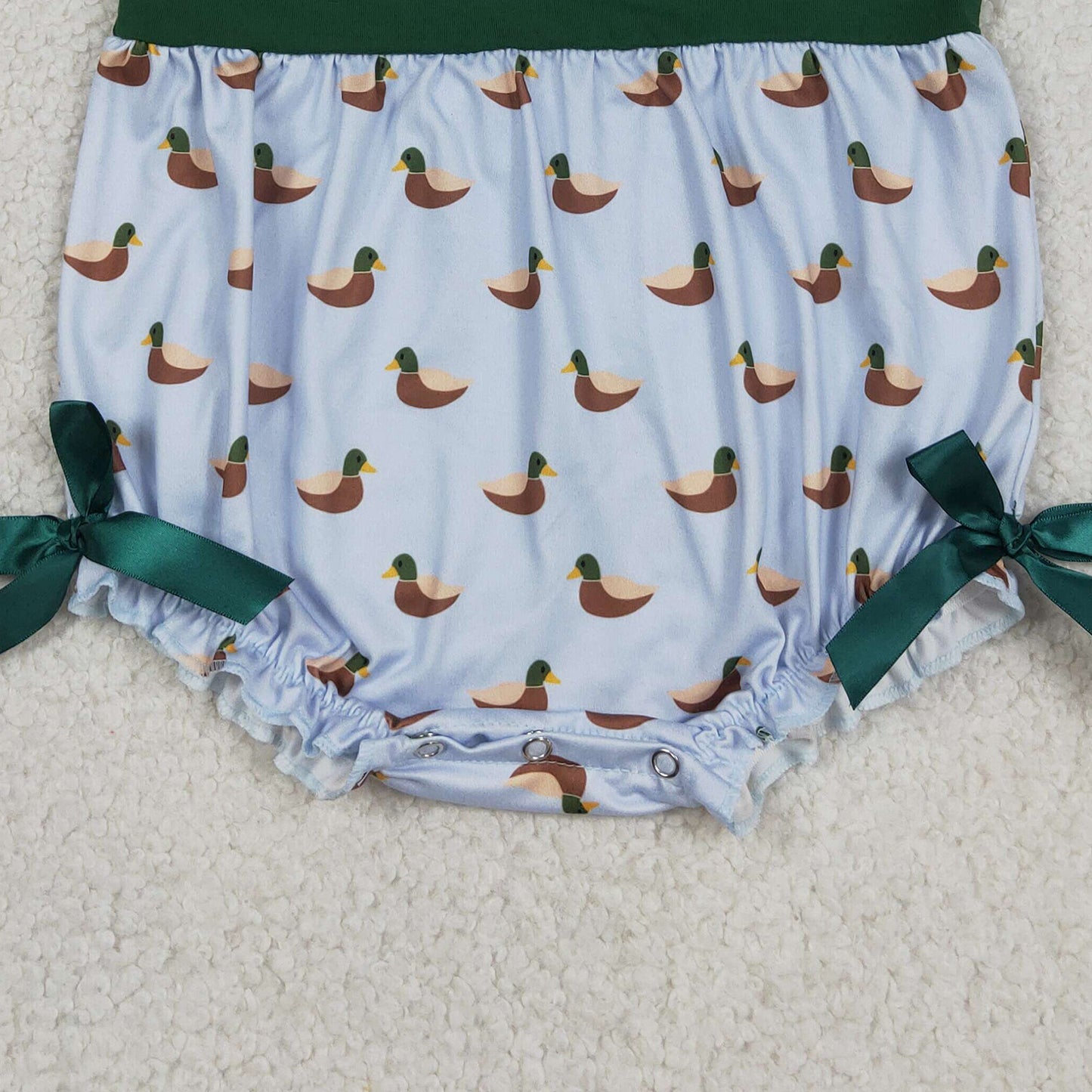 RTS NO MOQ milk silk SR4091 Baby Girls Hunting Embroidery Ducks Flutter Sleeve Rompers