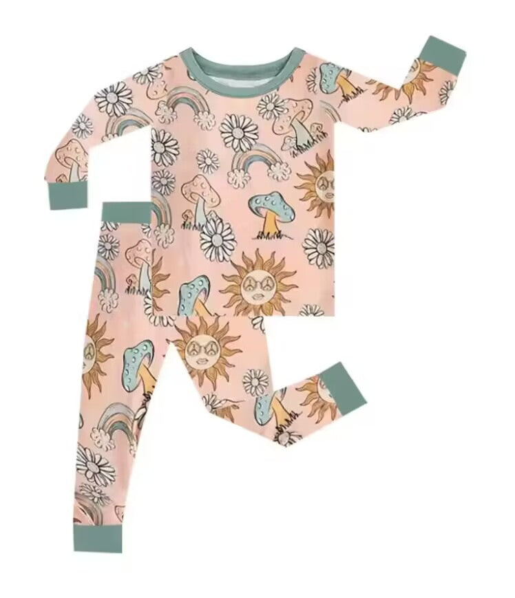 5.16custom each style moq 5eta 4-5week Sibling Sister sun rainbow print green boys outfits and baby romper match family design