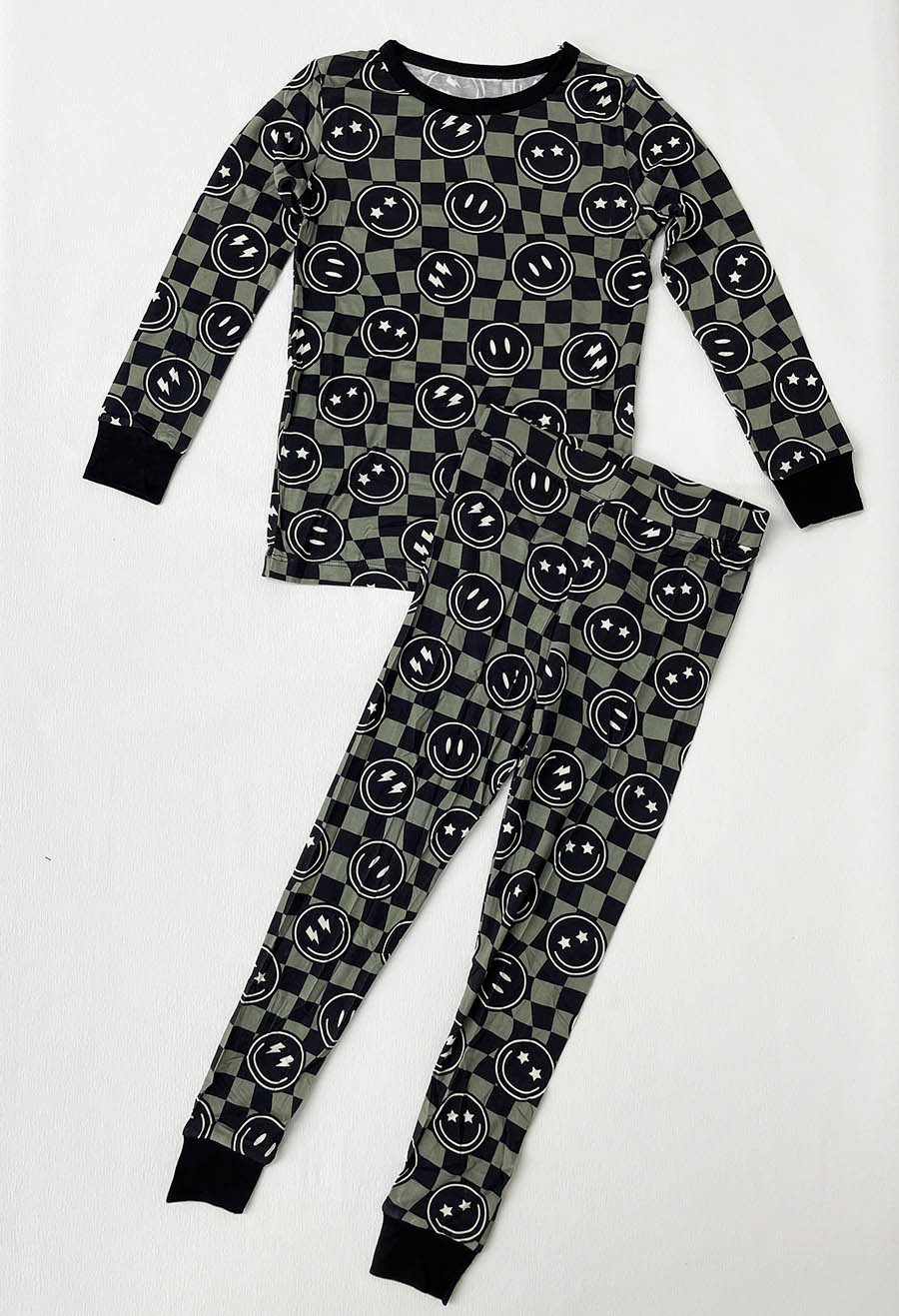 Custom moq 5 each style eta 6-7weeks baby boy clothes smiley black long sleeve pant sets and romper-25.8.9