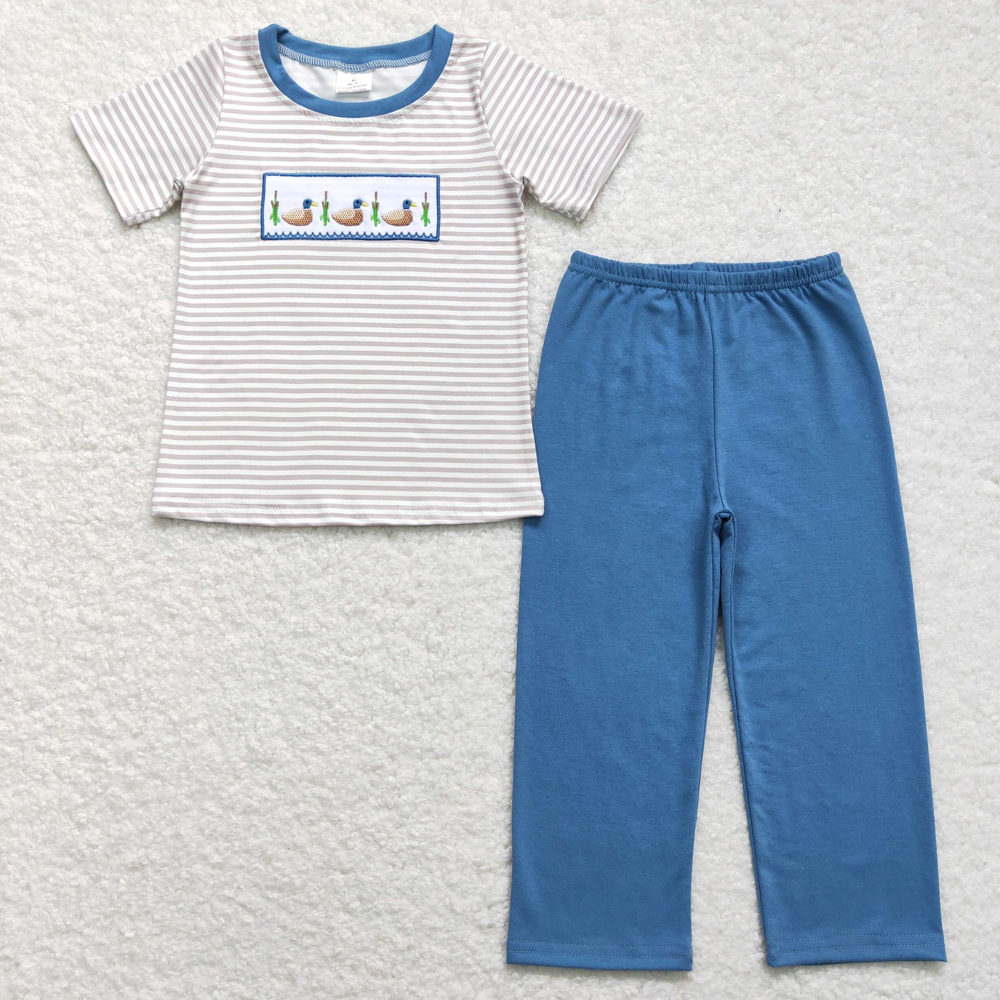 RTS NO MOQ（In Stock) Embroidered duck stripe short-sleeved blue pants suit