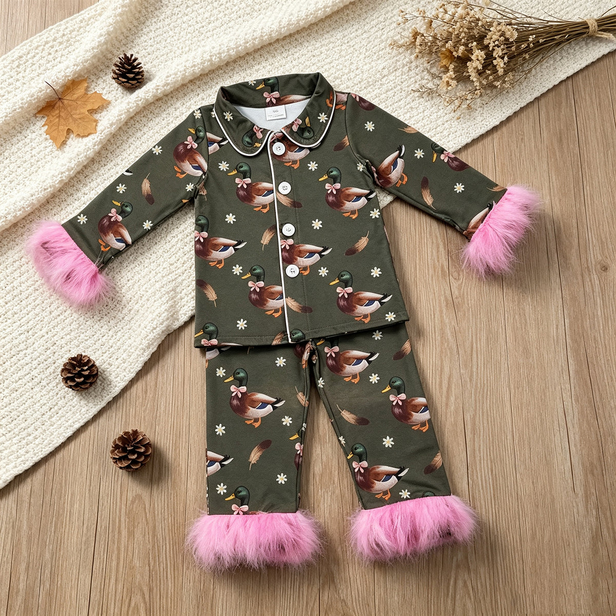 NEW RTS NO MOQ milk silk GLP3629 Baby Girls Flowers Ducks Button Top Pant Fur Sleeves Pant Pajamas Set