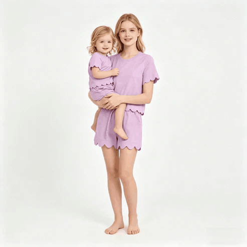 RTS NO MOQ Sibling  Mom And Me Pink Short Sleeve Top With Pockets Scallop Shorts Sets