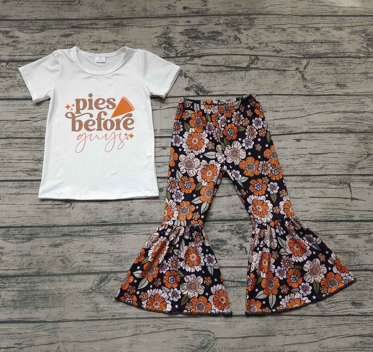 pies before letters white short-sleeved floral trouser suit