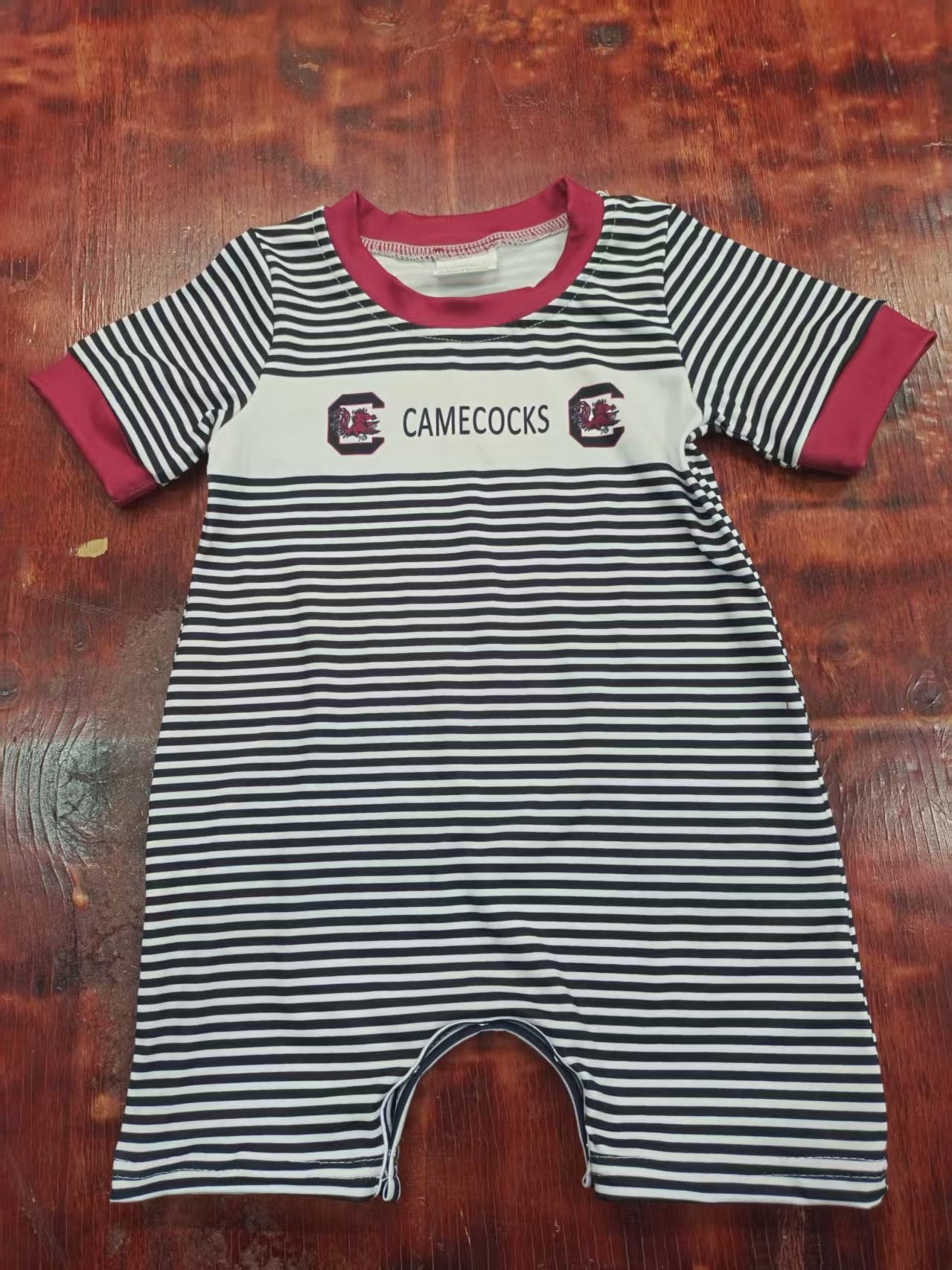 Custom moq 3 eta 6-7weeks baby boys clothes team striped short sleeve romper