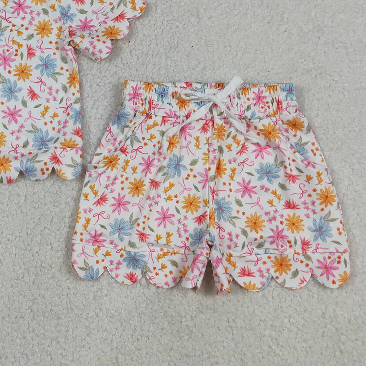 RTS NO MOQ GSSO3269 Baby Girls Short Sleeve Colorful Flowers Top with Scallop Edge Shorts Cute Outfit Set for Little Ones