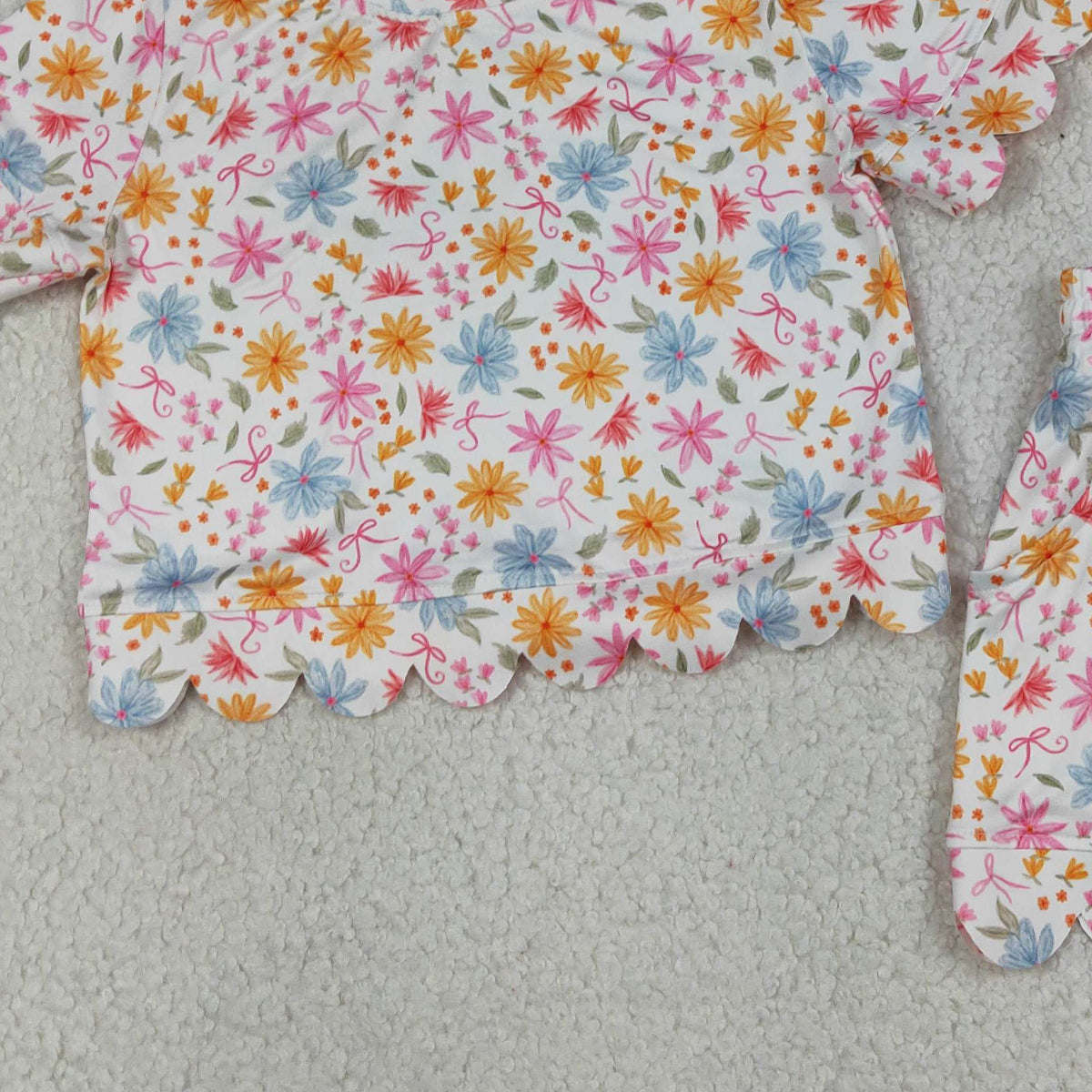 RTS NO MOQ GSSO3269 Baby Girls Short Sleeve Colorful Flowers Top with Scallop Edge Shorts Cute Outfit Set for Little Ones