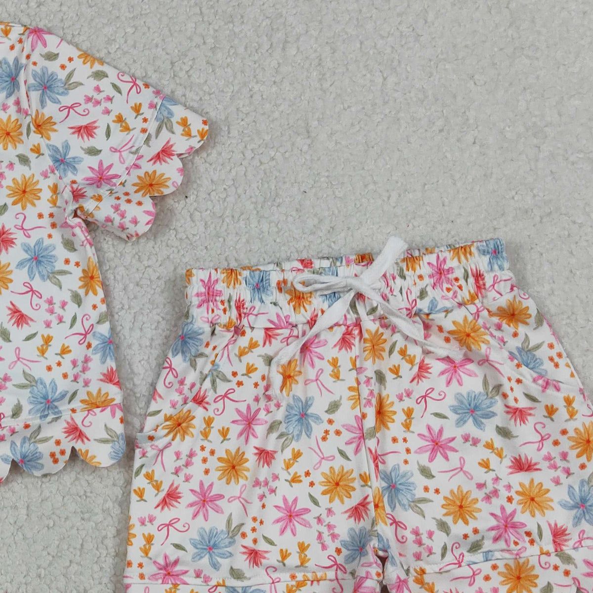 RTS NO MOQ GSSO3269 Baby Girls Short Sleeve Colorful Flowers Top with Scallop Edge Shorts Cute Outfit Set for Little Ones