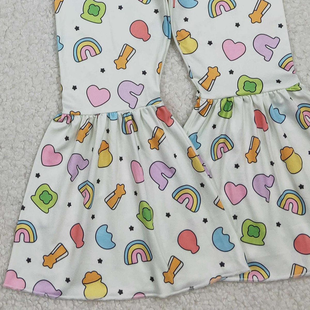 RTS NO MOQ GSPO2101  Baby Girl's St. Patrick's Day Outfit Set Lucky Clover Top with Bell Bottom Pants