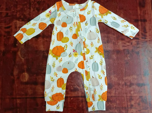 Custom moq 3 eta 6-7weeks White long zip-up jumpsuit with light pumpkin and leaves pattern