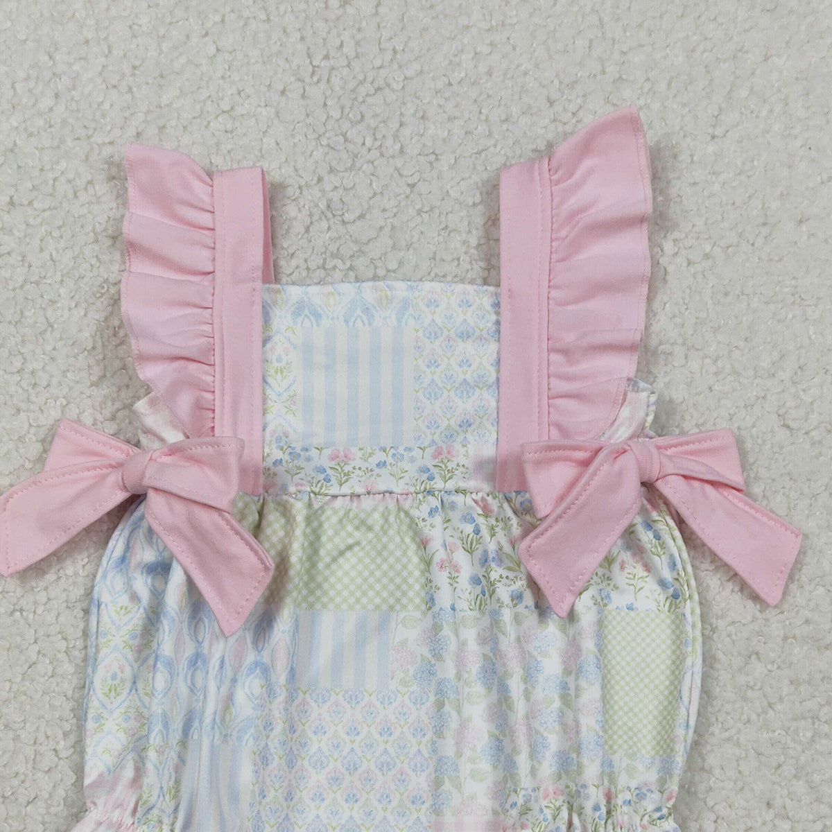 RTS NO MOQ SR3675 Baby Girls Pink Checked Rompers with Flutter Sleeves Bows And Ruffles for Infants