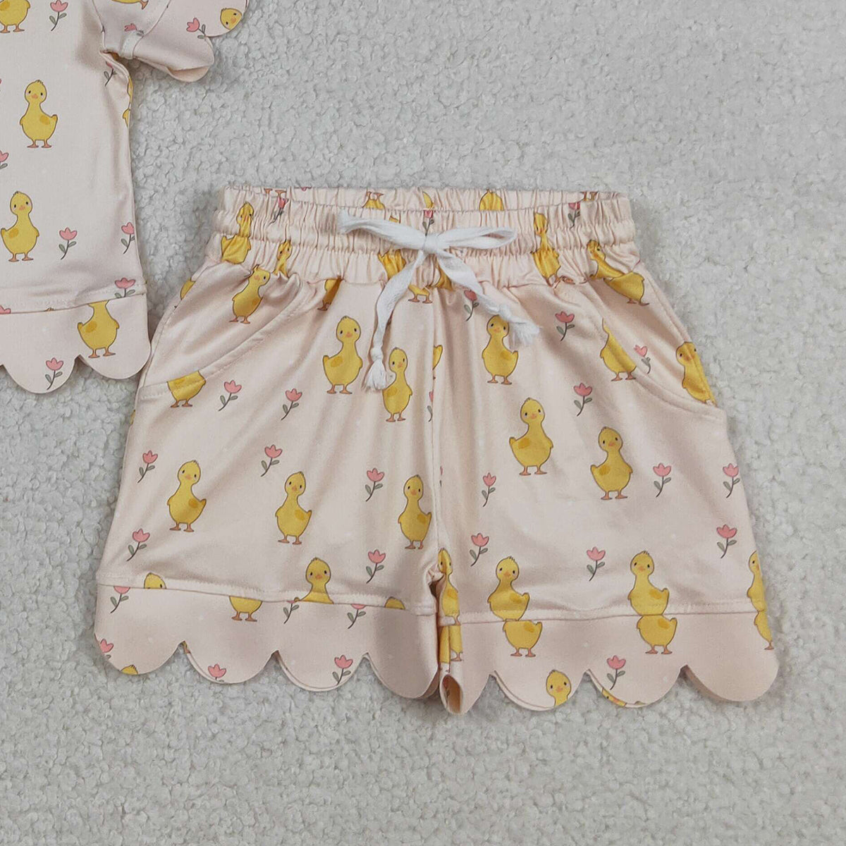RTS NO MOQ GSSO3281 Baby Girls Flowers  Print Scallop Top And Shorts Set Cute Outfit