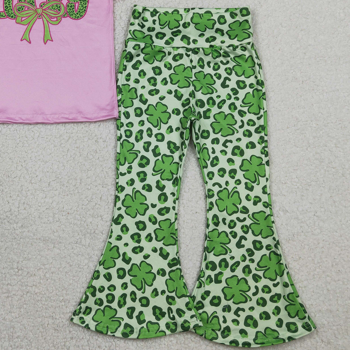 RTS NO MOQ GSPO2104 Baby Girls St. Patrick's Day Outfit Set Clover Bow Lucky Top with Bell Bottom Pants Cute Baby Girl Clothing Set