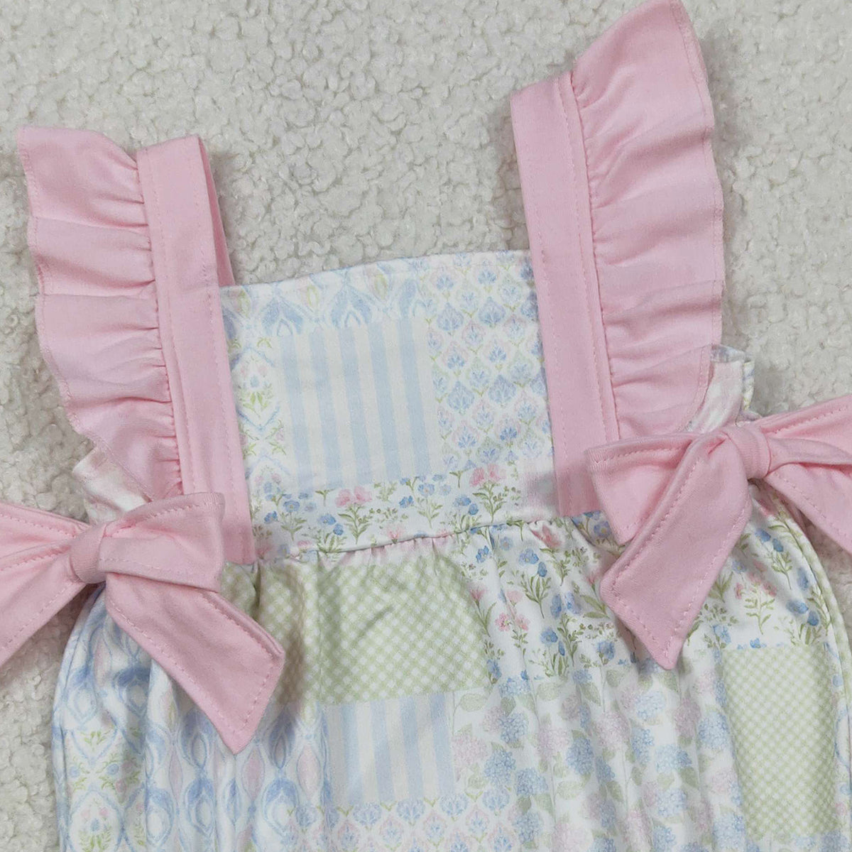 RTS NO MOQ SR3675 Baby Girls Pink Checked Rompers with Flutter Sleeves Bows And Ruffles for Infants