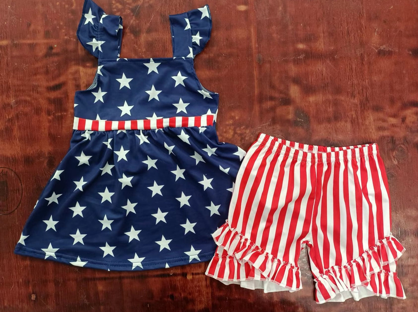 custom moq 5 eta 5weeks summe baby girls clothes stras flying sleeve red striped shorts Set