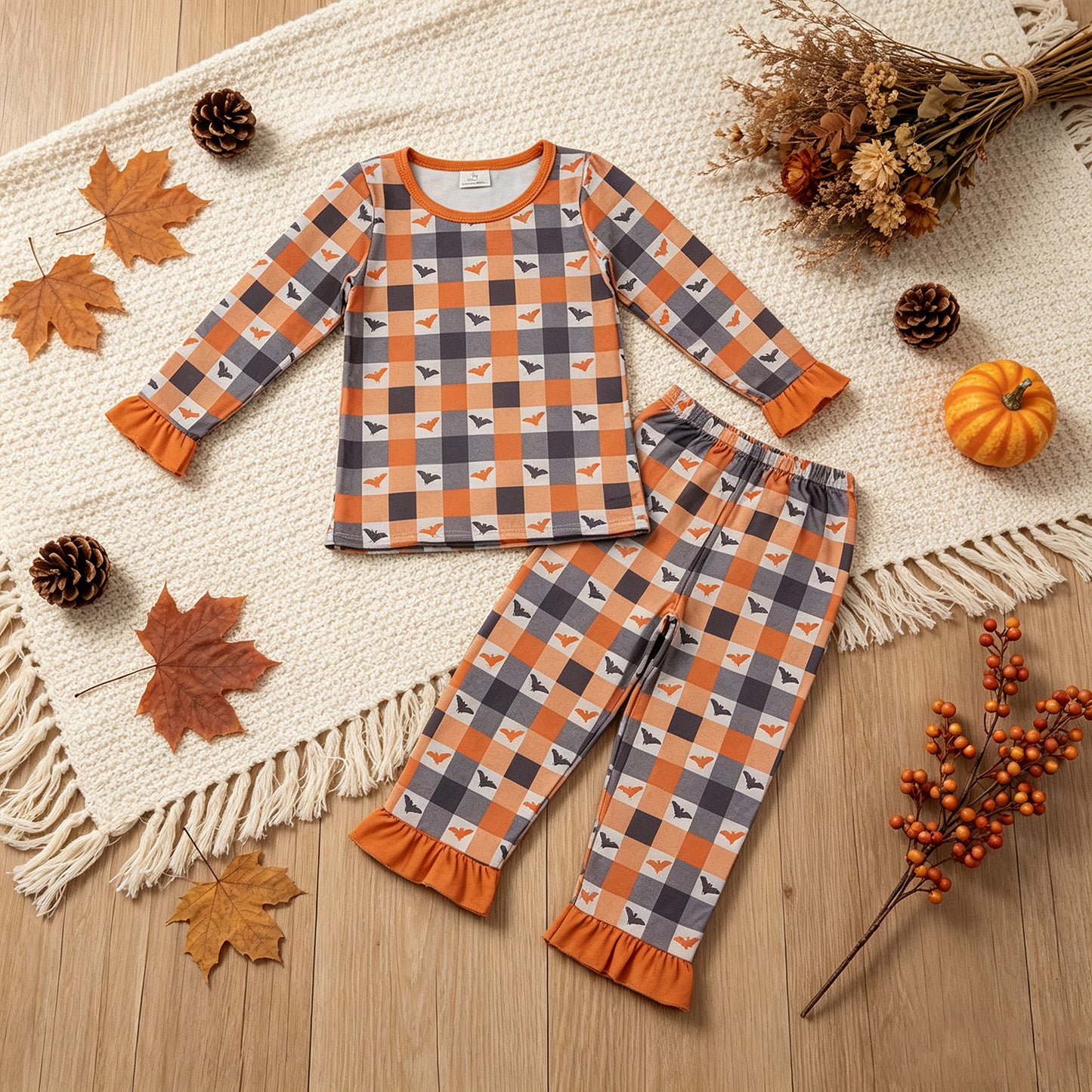 NEW RTS NO MOQ milk silk GLP3533 Baby Girls Halloween Checked Bat Print Long Sleeve Top Matching Ruffle Hem Pants Pajamas Set