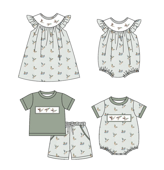 25.10.30 custom each style moq 5 eta 6-8week Sibling Sister duck baby short sleeve shorts sets and romper 2 and dress match design