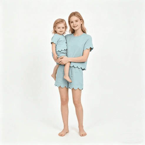 RTS NO MOQ Sibling  Mom And Me Light Blue Short Sleeve Top With Pockets Scallop Shorts Sets