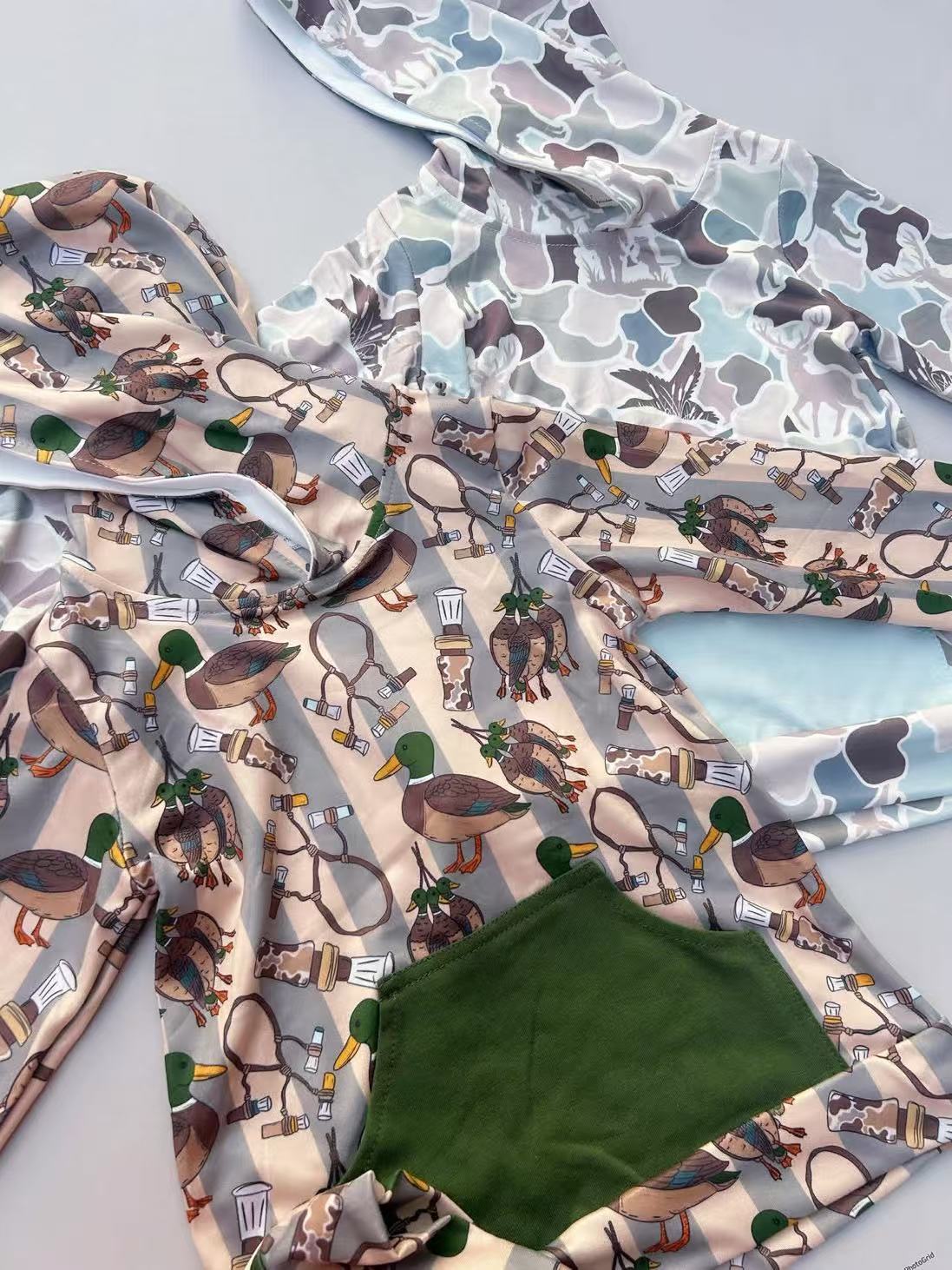 RTS NO MOQ Sibling baby boys clothes camouflage hooded tops