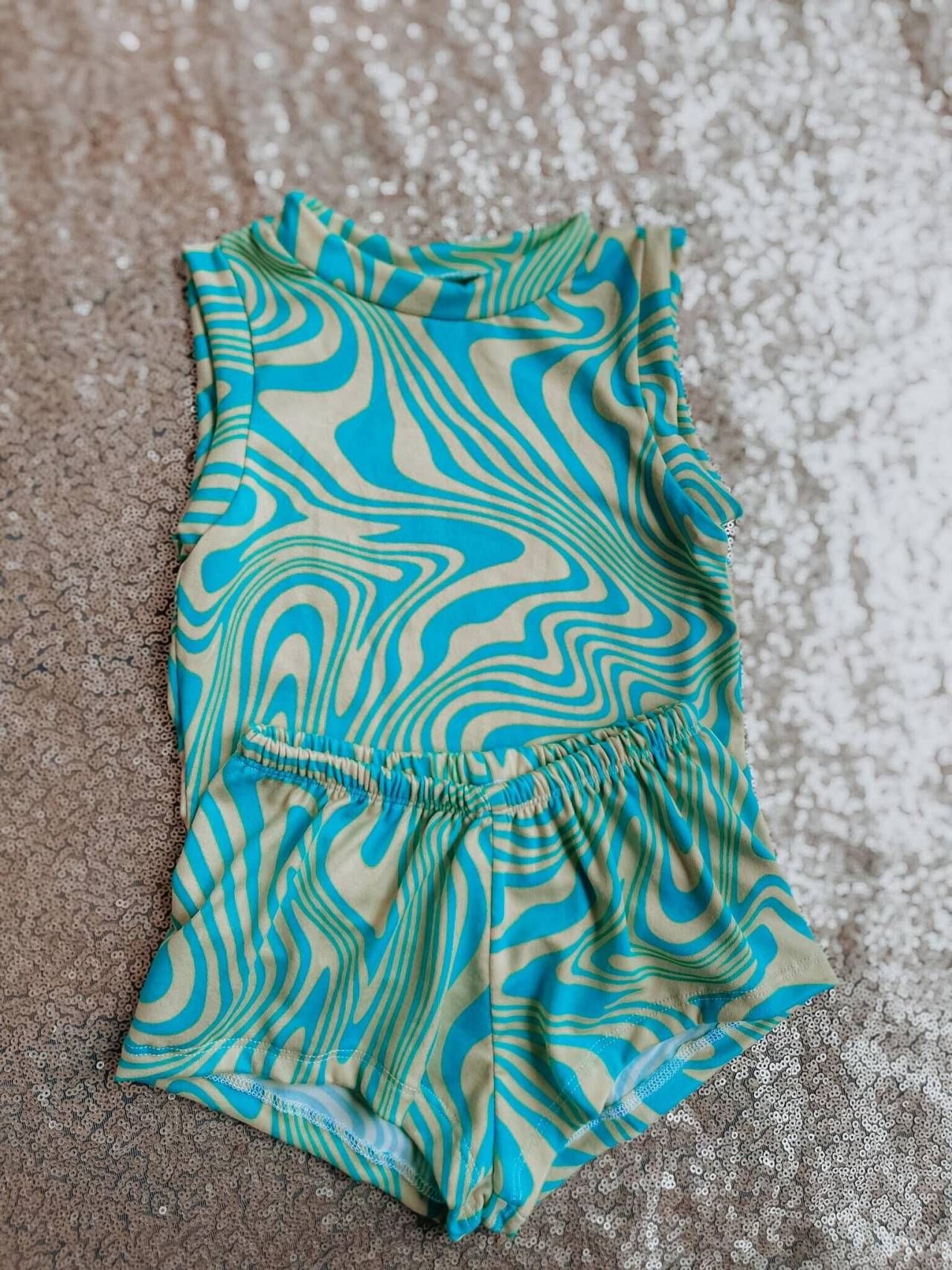 Fluid Blue Beige Sleeveless Shorts Set