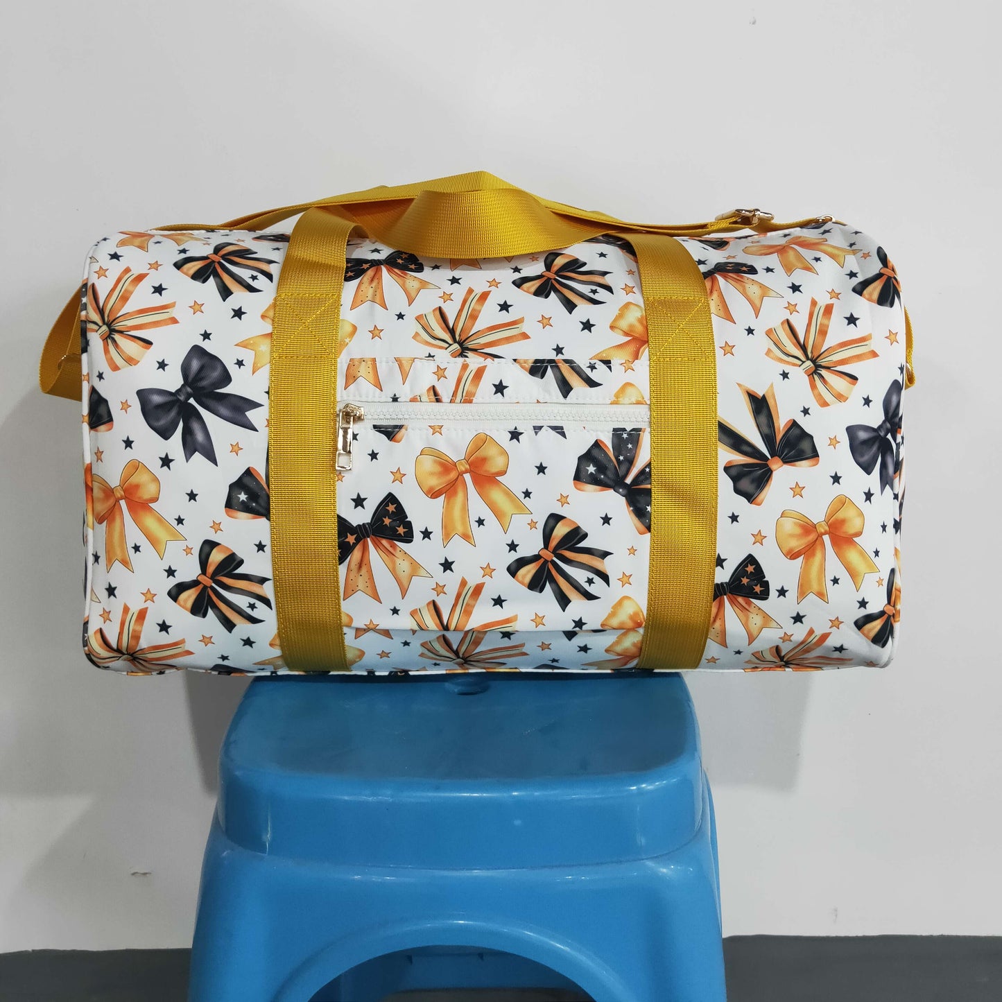 NEW RTS NO MOQ Bags BA0314 Adult Women Orange Black Star Print Bow Pocket Zipper Gym Duffle Bag