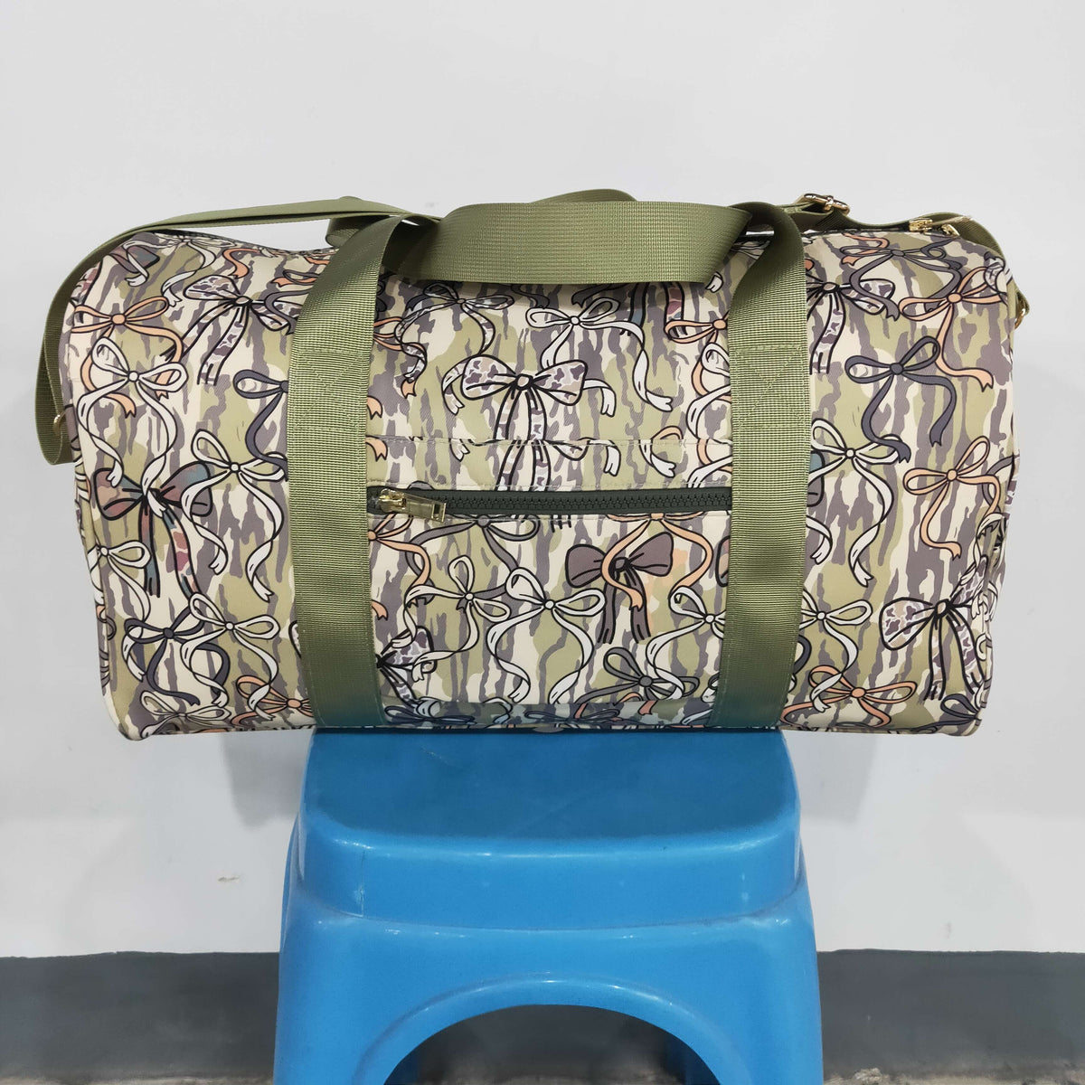 NEW RTS NO MOQ Bags BA0392 Adult Women Camo Bow Print Duffle Green Strap Bag